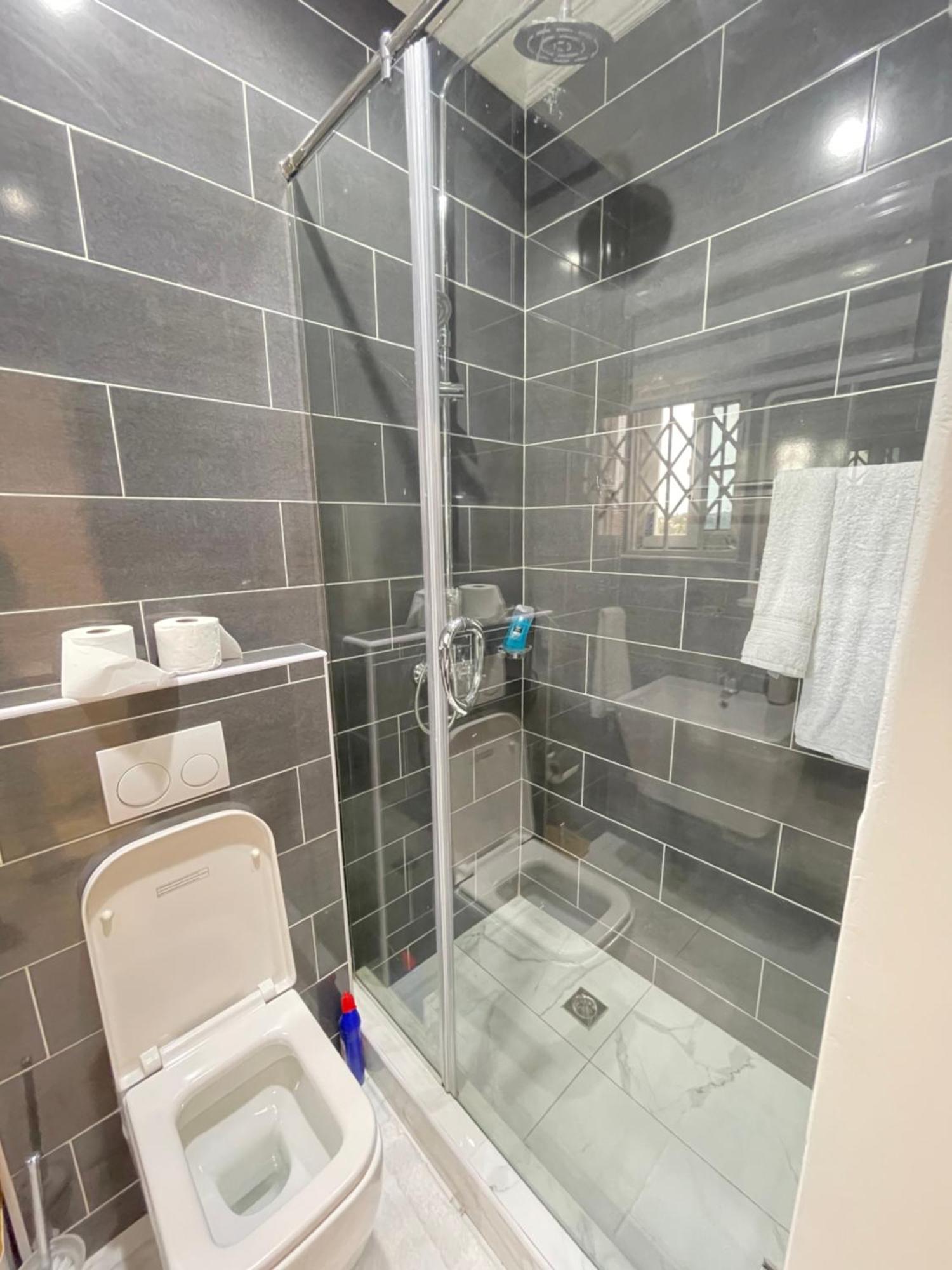 The Vittins Apartment Accra Luaran gambar